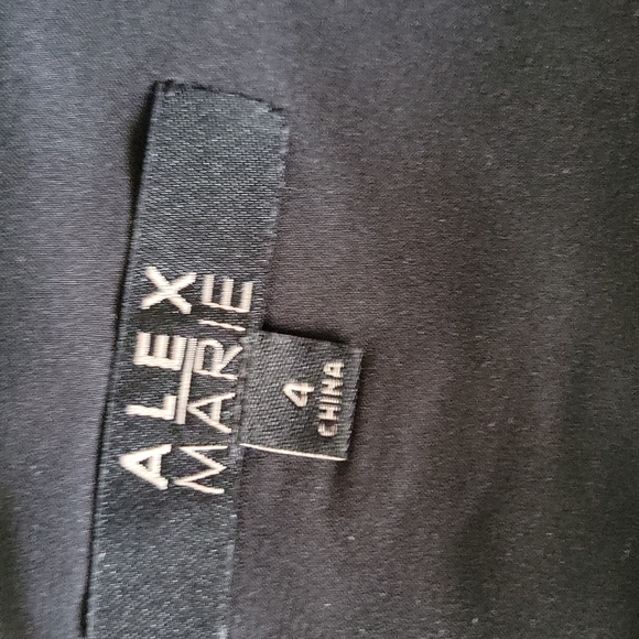 Midi dress - Picture 2 of 3